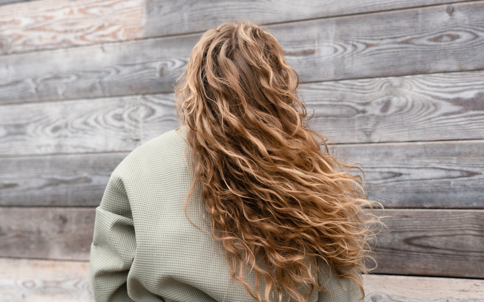 Natürliche Öle und Extrakte in der Haarfarbe